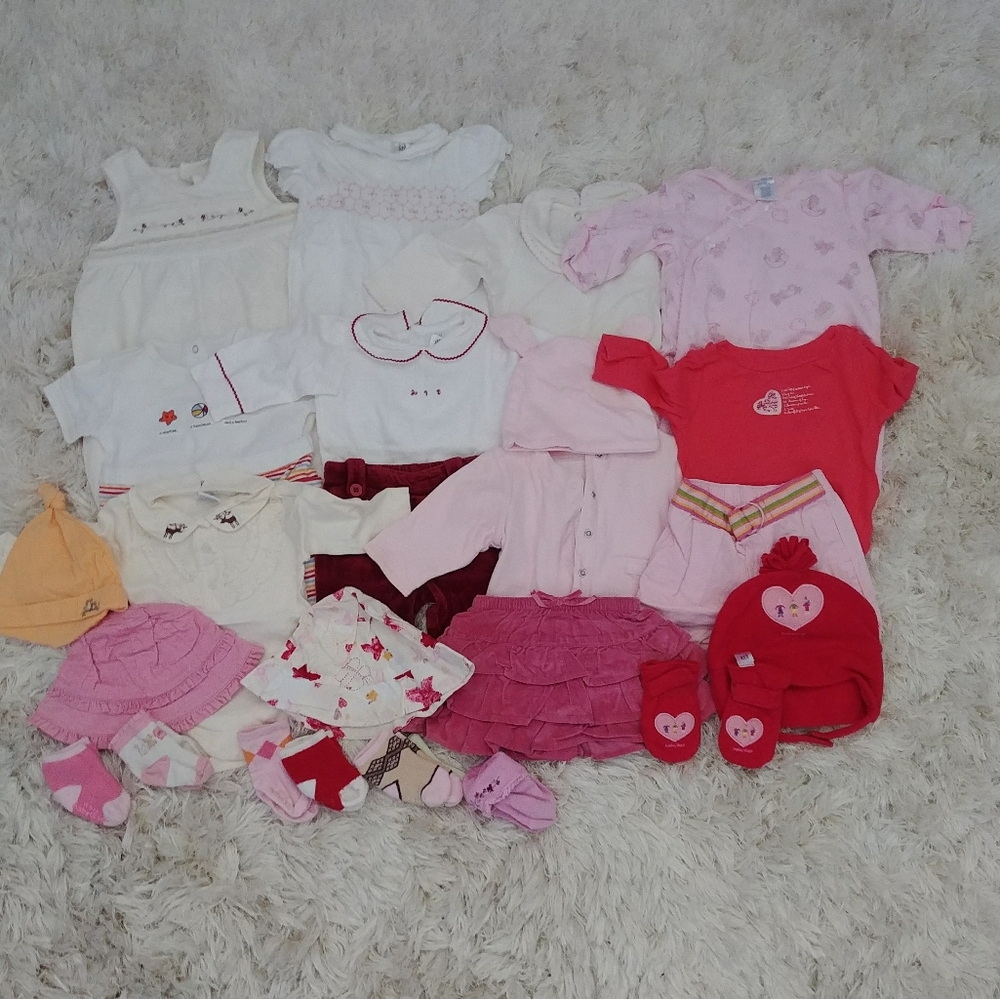 Huge bundle 0-6 months baby clothes